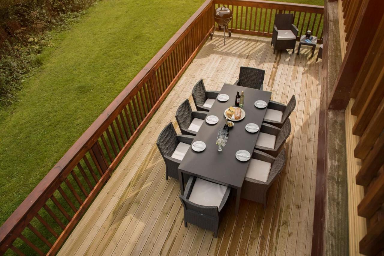 Skylark Sleeps 8 Private Hot Tub & Dogs Welcome Nr Padstow, Resort Pool Bar & Watersports St Columb Major ภายนอก รูปภาพ