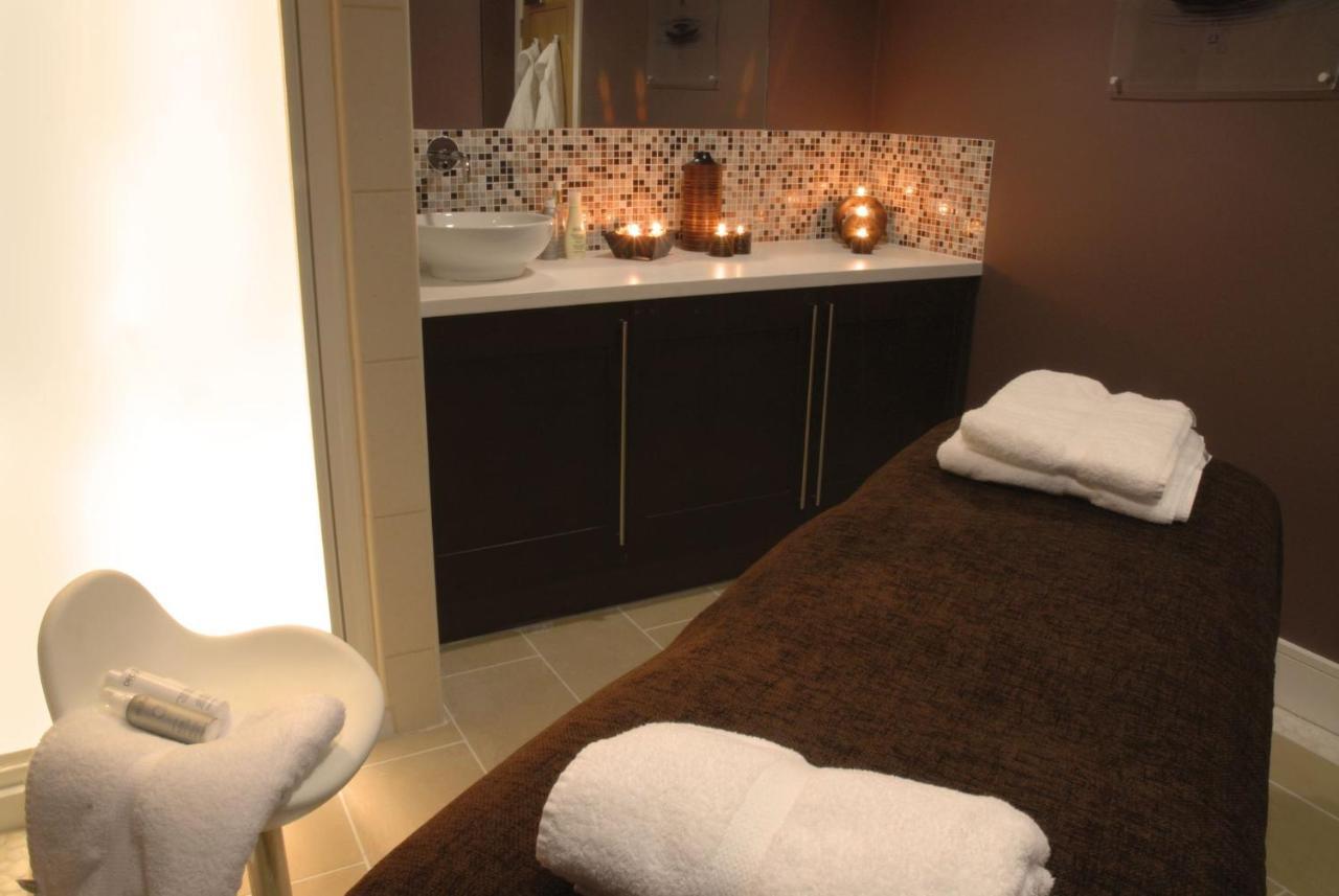 Skylark Sleeps 8 Private Hot Tub & Dogs Welcome Nr Padstow, Resort Pool Bar & Watersports St Columb Major ภายนอก รูปภาพ